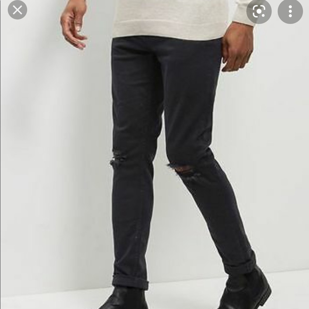 New Look Black Skinny Stretch Busted Knee Jeans